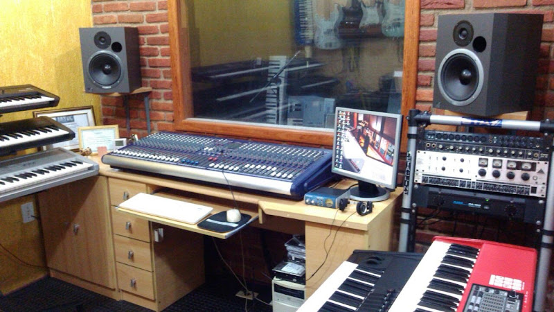 Studio Play Music Produções e Gravações Musicais